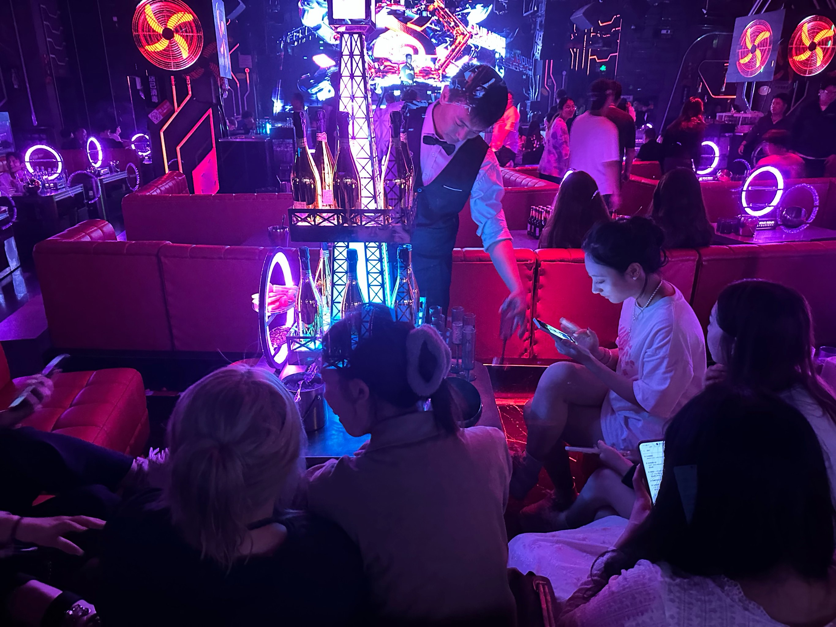 焦作商务ktv推荐商务ktv有哪些选择-中站区ktv预订